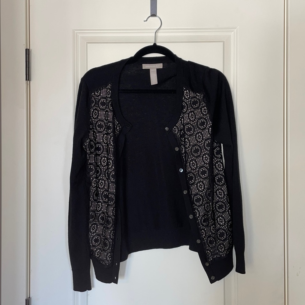 Crocheted Banana Republic Cardigan Long Sleeve Black Beige Size Medium